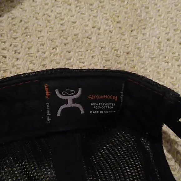 Hat - Picture 3 of 4